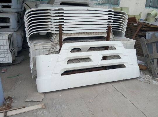 Гелевое покрытие краски настраиваемые FRP части корпуса автобуса, оснащенные 1 раз, обеспечивающие долговечную производительность и прочность