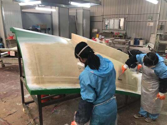 Специализированный корпус грузовика из высокой прочности ФРП идеально подходит для специализированных транспортных проектов и требовательных условий эксплуатации