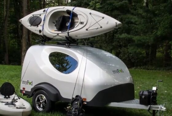 Цельнолитой корпус автодома, водонепроницаемый и коррозионностойкий, настраиваемый стеклопластиковый кузов кемпера